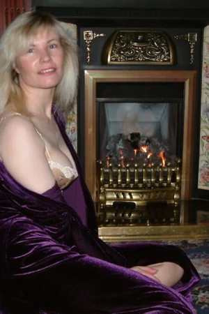 Mature Blonde with Great Body — photo 12