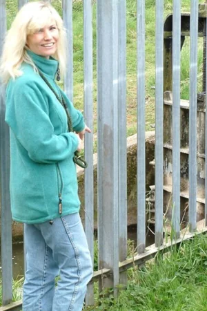 Mature Blonde with Great Body — photo 21