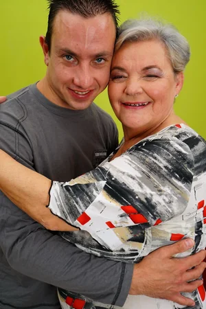 Abuela canosa follando anal con estudiante — foto 1