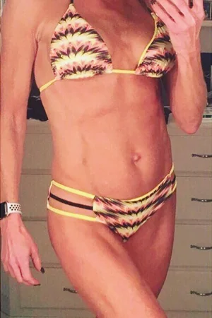 Mature Fit Babes in Bikinis — photo 21