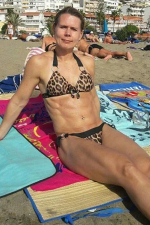 Mature Fit Babes in Bikinis — photo 27