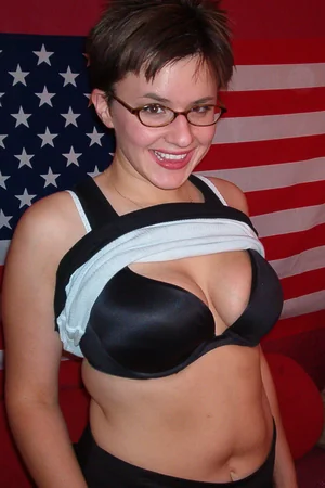 American Patriot And Her Tits — photo 4