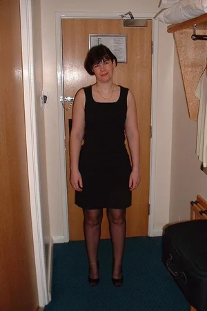 Photos Of Lady Who Took Off Panties — photo 1