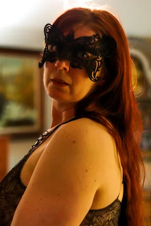 Photoshoot With Mature Single Neighbor — photo 40