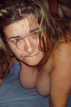 Jolie Femme Adore Sentir du Sperm sur Seins — photo 48