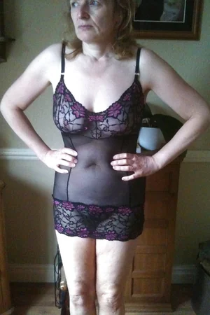 Mature Lady Rocks Tight Lingerie — photo 6