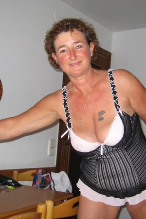 Decide di fare erotica in tarda età — foto 16