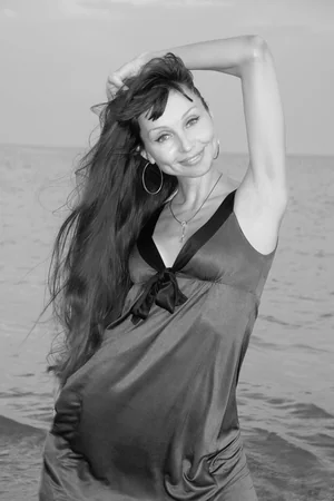 Magra Tatka de biquíni e vestido — foto 31