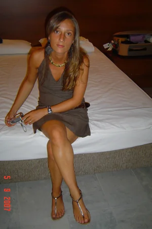 Maria Showers After the Beach and All That — photo 19