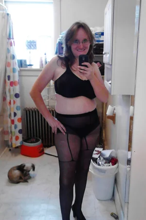 Femme pulpeuse en collants et sans — photo 16