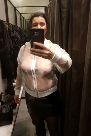 Selfies pendant qu on se change — photo 42