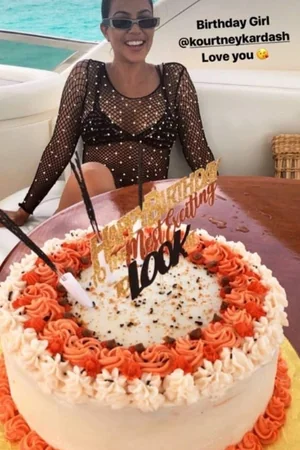 Simplement Kourtney Kardashian — photo 47