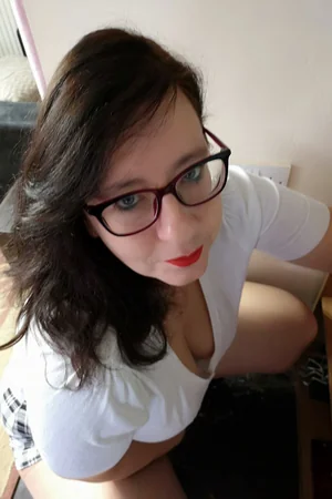 Mûre BBW montrant ses gros seins et son énorme fessier — photo 6