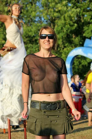 clichés érotiques uniques avec des flashs féminins accidentels — photo 119