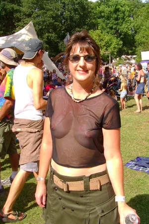 clichés érotiques uniques avec des flashs féminins accidentels — photo 57