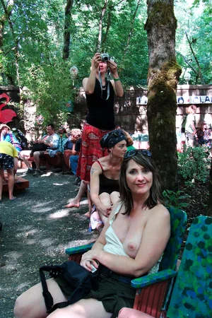 clichés érotiques uniques avec des flashs féminins accidentels — photo 80