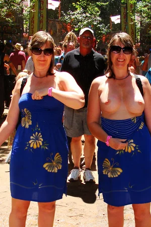 clichés érotiques uniques avec des flashs féminins accidentels — photo 85