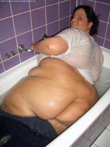 Фотографии в стиле ню очень жирной женщины с толстой жопой - фото #24