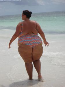 Фотографии в стиле ню очень жирной женщины с толстой жопой - фото #37