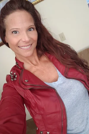 Selfies da safada peitudona Syren de Mer sem sutiã — foto 83