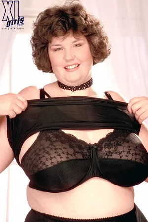 Hairy Pussy and Big Tits of Chubby Brunette — photo 75