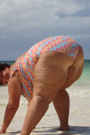 Tedesca molto formosa che posa nuda — foto 23
