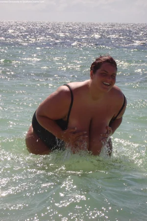 Tedesca molto formosa che posa nuda — foto 36