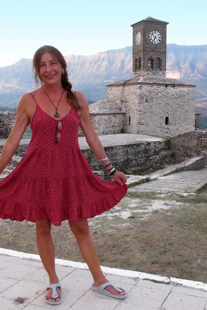 Mulher madura italiana ama tomar sol de topless — foto 22