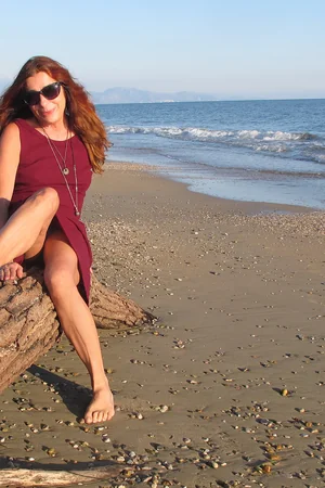 Mulher madura italiana ama tomar sol de topless — foto 26