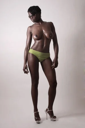 Milf atlética africana — foto 23
