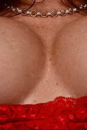 Modella matura ed elegante — foto 12