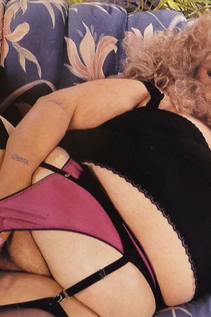 Chubby Woman Passively Making Love — photo 14