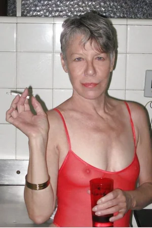 Moglie brasiliana magra — foto 11