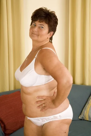 Senior Professional Erotic Model — photo 10