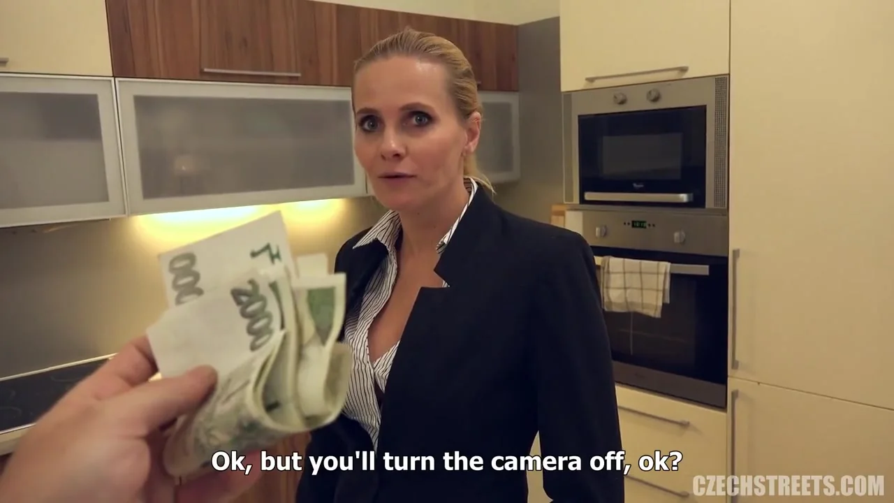 Sophisticated Lady Gives It to Client for Cash